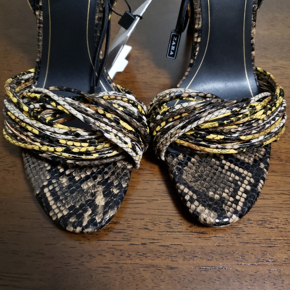 Women shoes - Picture 7 of 8